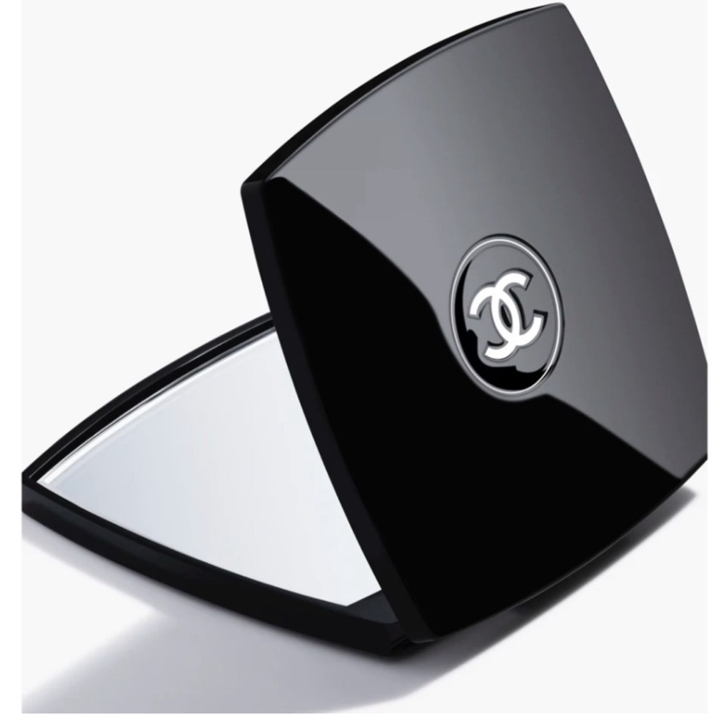 CHANEL - Mirror Duo